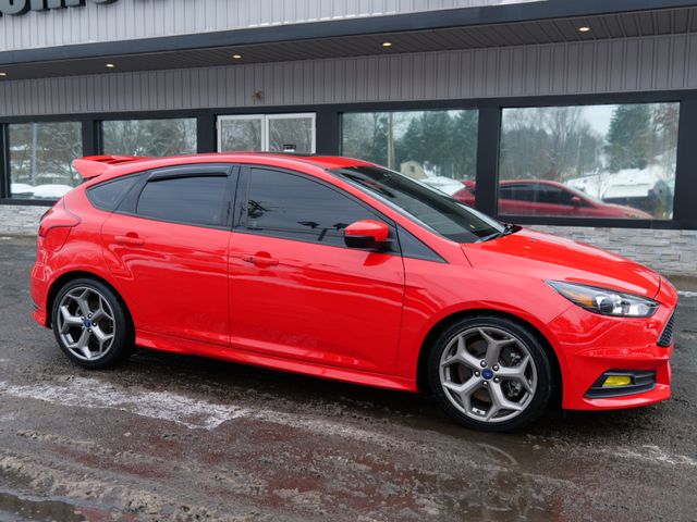 2017 Ford Focus ST