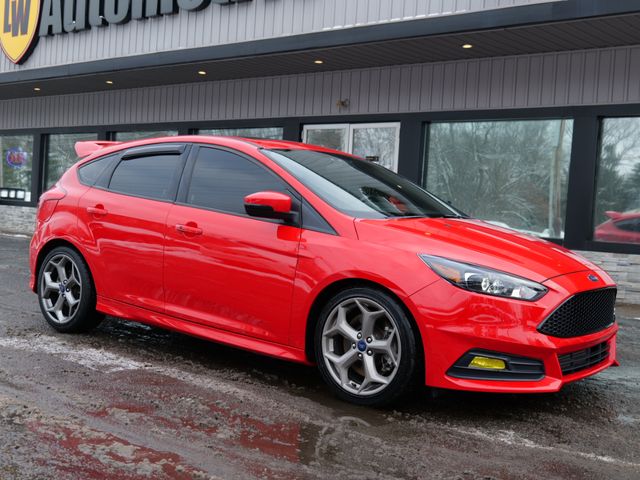 2017 Ford Focus ST