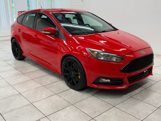 2017 Ford Focus ST