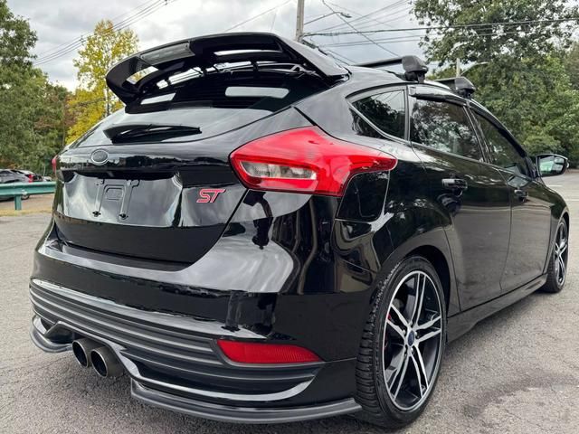 2017 Ford Focus ST