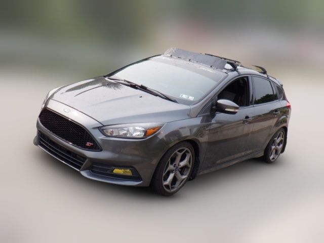 2017 Ford Focus ST