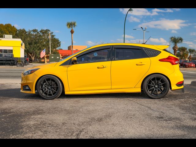 2017 Ford Focus ST