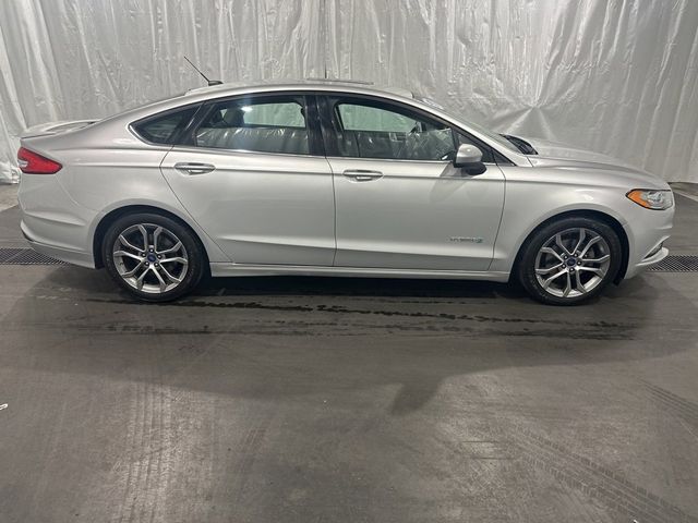 2017 Ford Fusion Hybrid SE