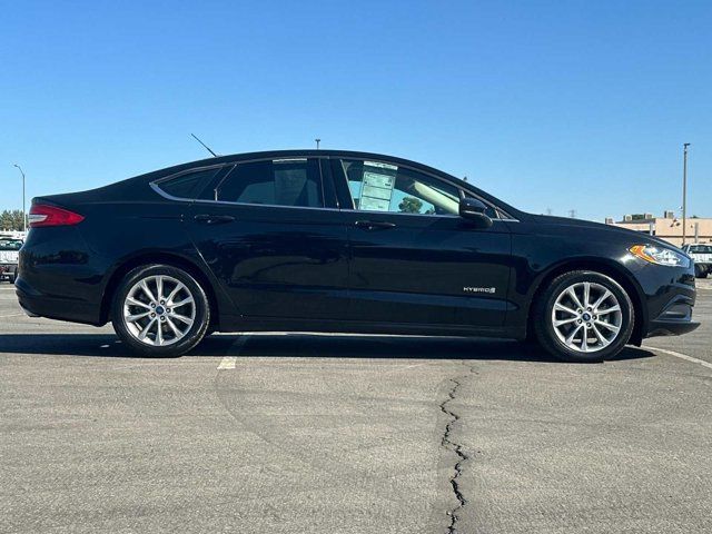 2017 Ford Fusion Hybrid SE