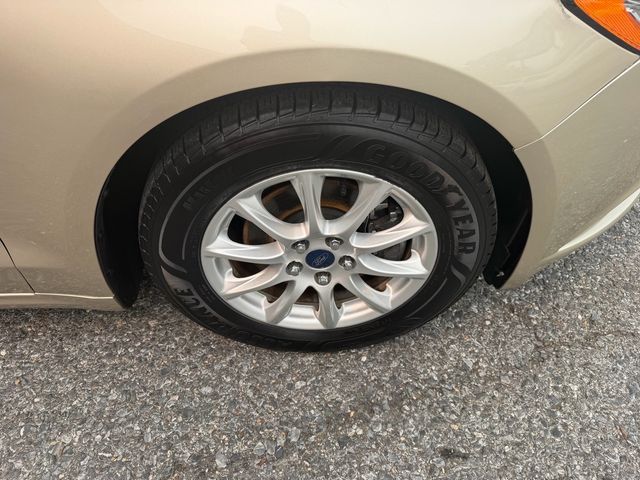2017 Ford Fusion S