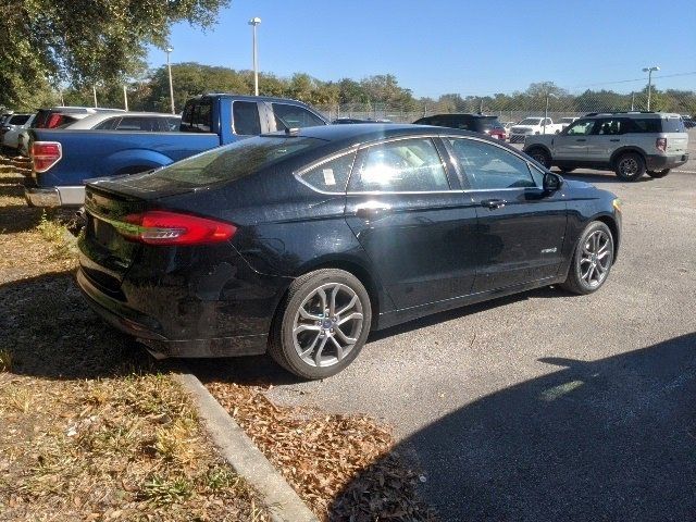 2017 Ford Fusion Hybrid SE