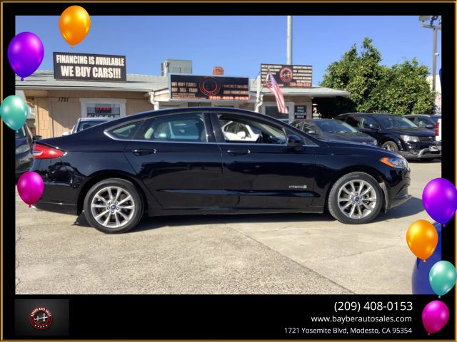 2017 Ford Fusion Hybrid SE