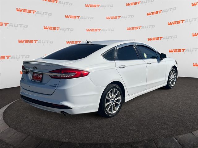 2017 Ford Fusion Hybrid SE