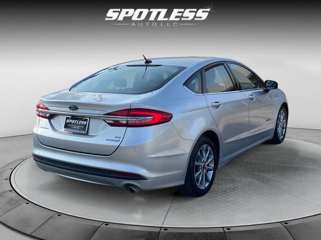 2017 Ford Fusion Hybrid SE