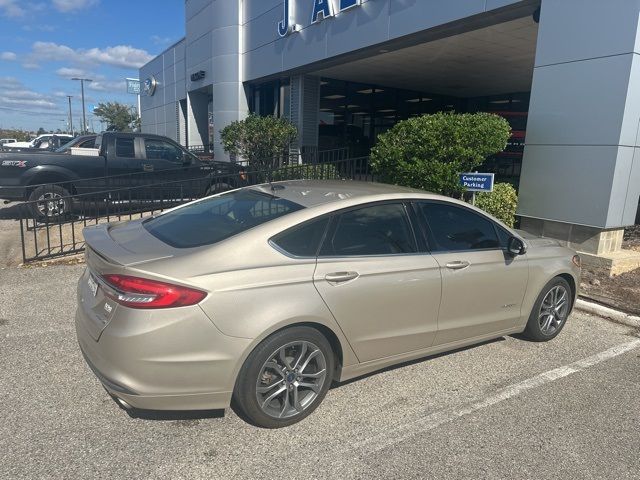 2017 Ford Fusion Hybrid SE