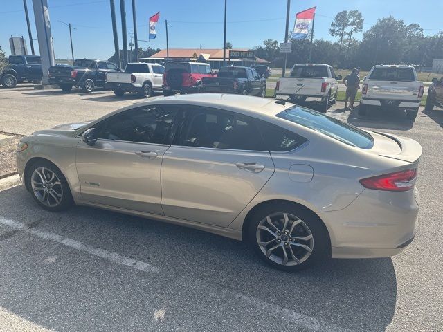 2017 Ford Fusion Hybrid SE