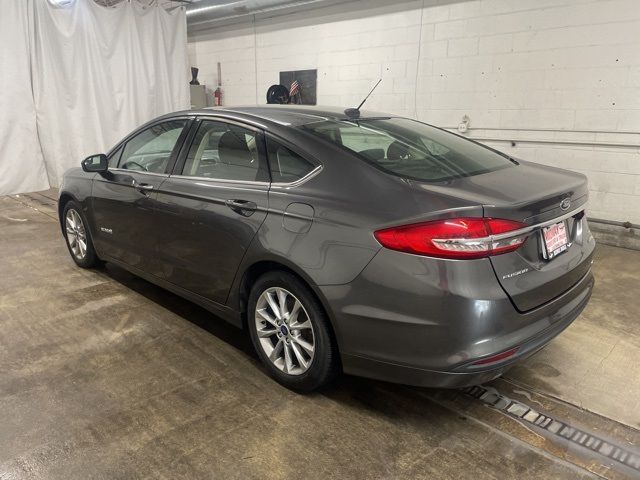 2017 Ford Fusion Hybrid SE