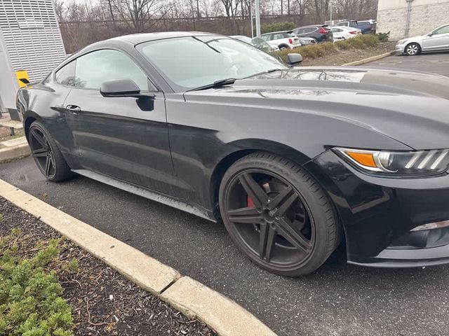2017 Ford Mustang EcoBoost