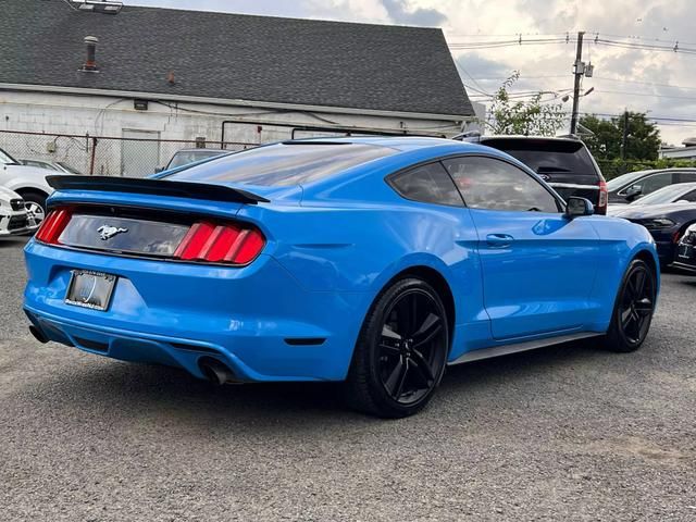 2017 Ford Mustang EcoBoost