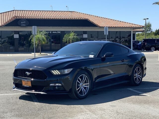 2017 Ford Mustang EcoBoost Premium