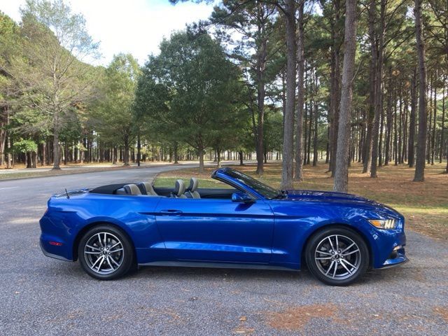 2017 Ford Mustang EcoBoost Premium