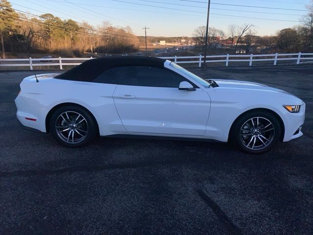 2017 Ford Mustang EcoBoost Premium