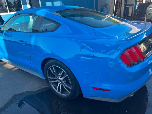 2017 Ford Mustang EcoBoost Premium