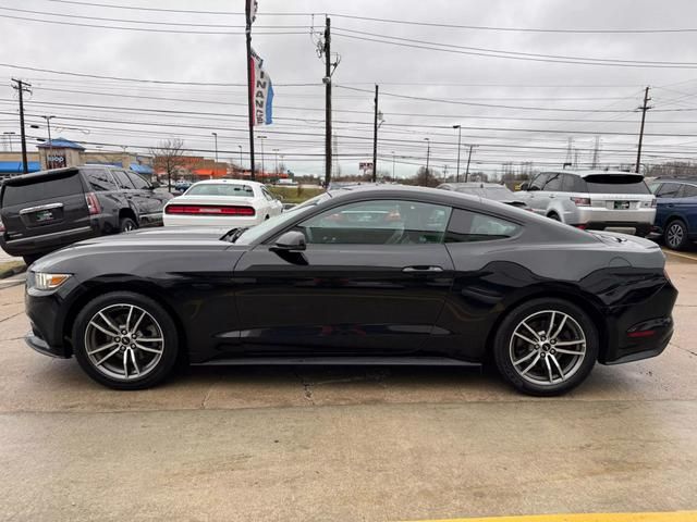 2017 Ford Mustang EcoBoost Premium