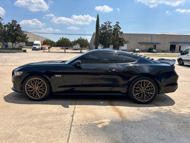 2017 Ford Mustang GT