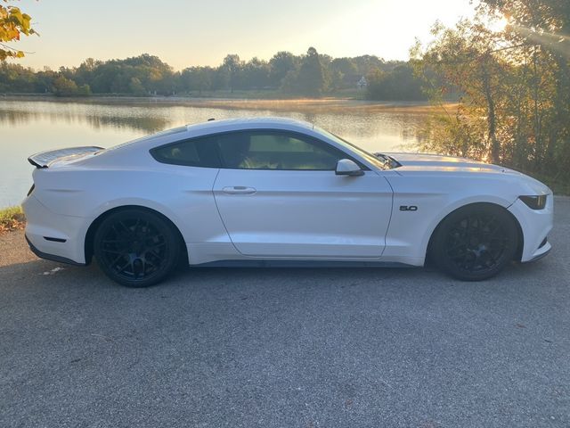 2017 Ford Mustang GT Premium