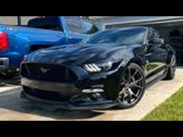 2017 Ford Mustang GT Premium