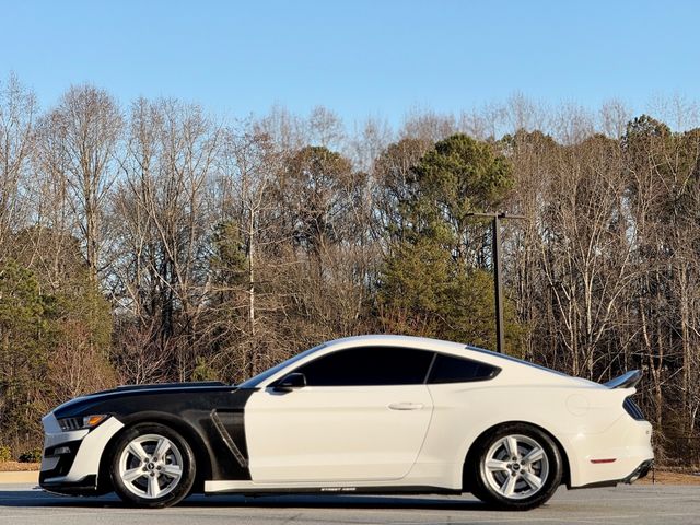 2017 Ford Mustang V6