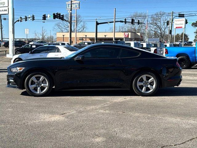 2017 Ford Mustang V6