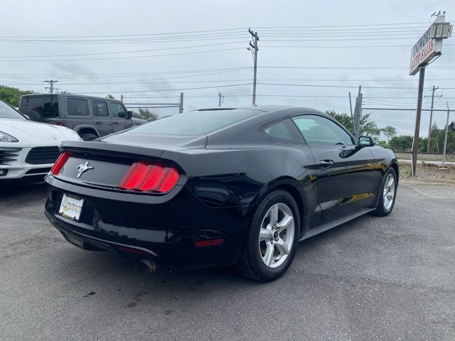 2017 Ford Mustang V6