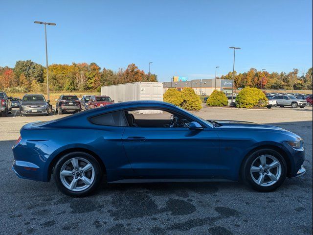 2017 Ford Mustang V6