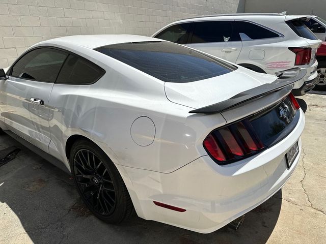 2017 Ford Mustang V6