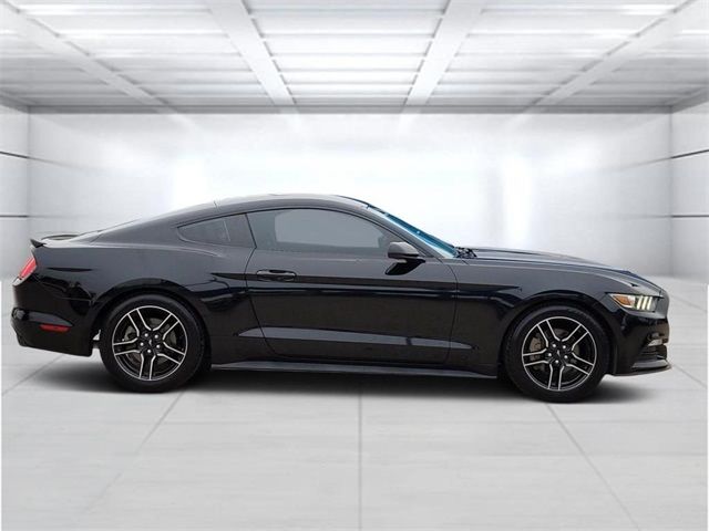 2017 Ford Mustang V6