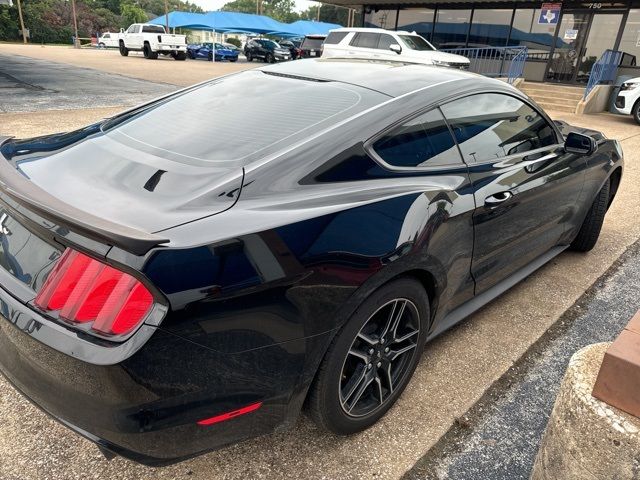 2017 Ford Mustang V6