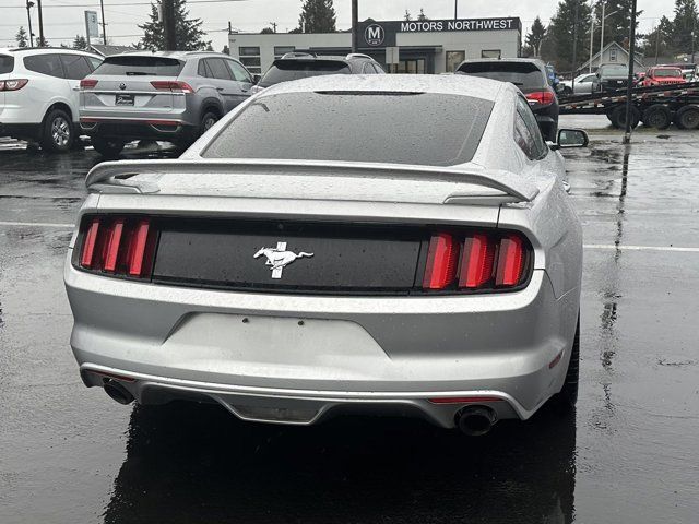 2017 Ford Mustang V6