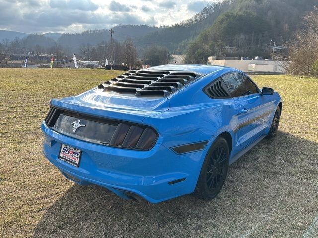 2017 Ford Mustang V6