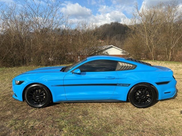 2017 Ford Mustang V6