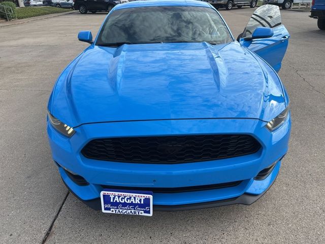 2017 Ford Mustang V6