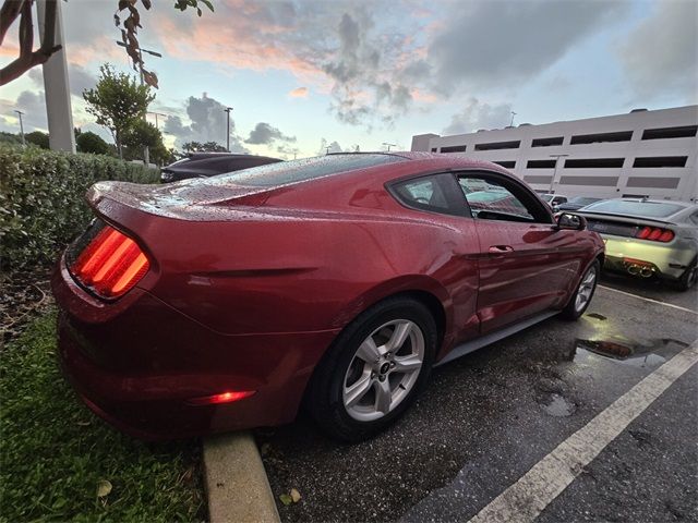 2017 Ford Mustang V6