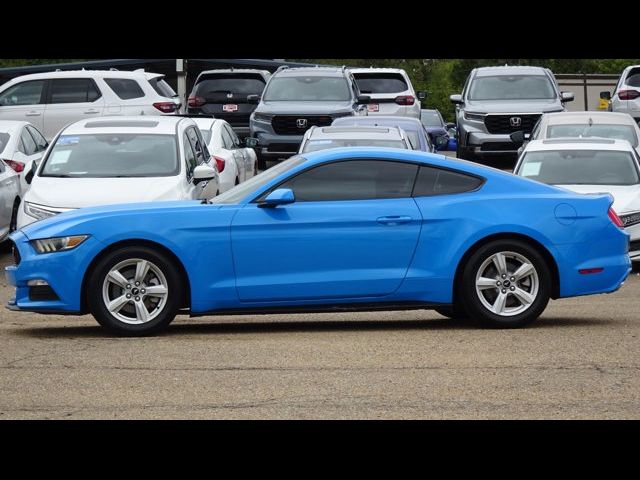 2017 Ford Mustang V6