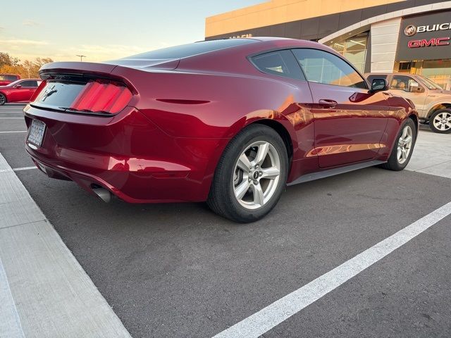 2017 Ford Mustang V6