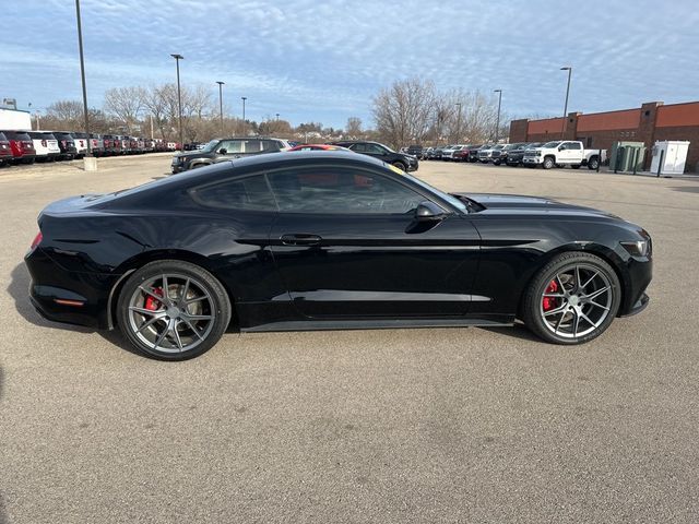 2017 Ford Mustang V6