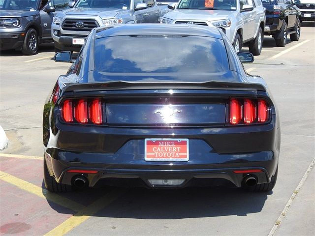 2017 Ford Mustang V6