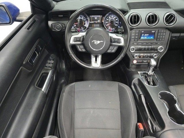 2017 Ford Mustang V6