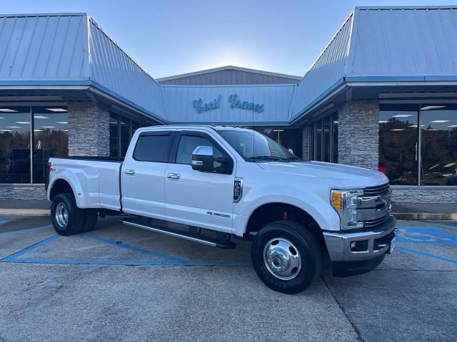 2017 Ford F-350 Lariat