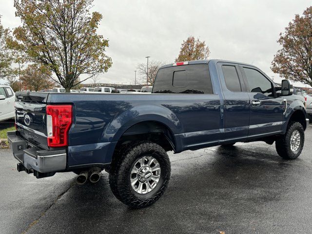 2017 Ford F-350 Lariat