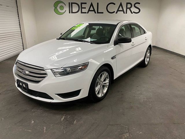 2017 Ford Taurus SE