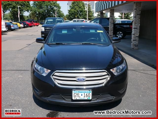 2017 Ford Taurus SEL