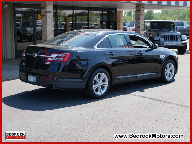 2017 Ford Taurus SEL