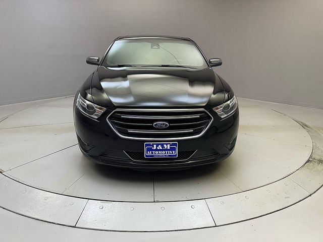 2017 Ford Taurus Limited