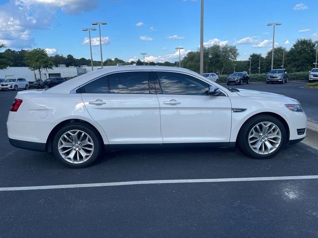 2017 Ford Taurus Limited